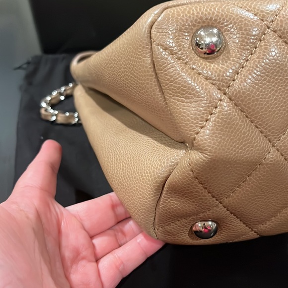 Authentic Chanel Timeless Caviar Tote - Picture 5 of 10